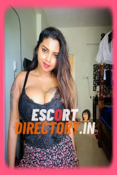 Mansi, Dhayari Escorts for Elegant Companionship