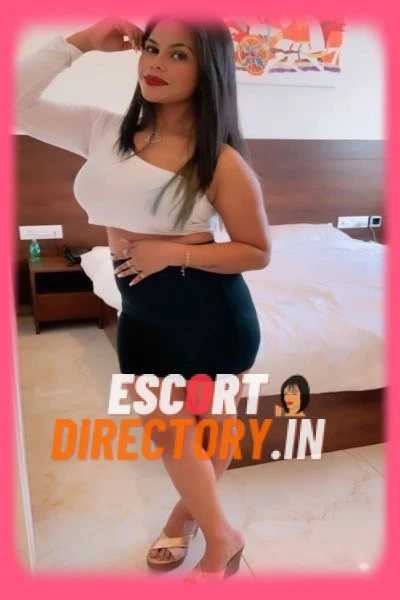 Vidya, Russian call girl in Pune for girlfriend-style companionship